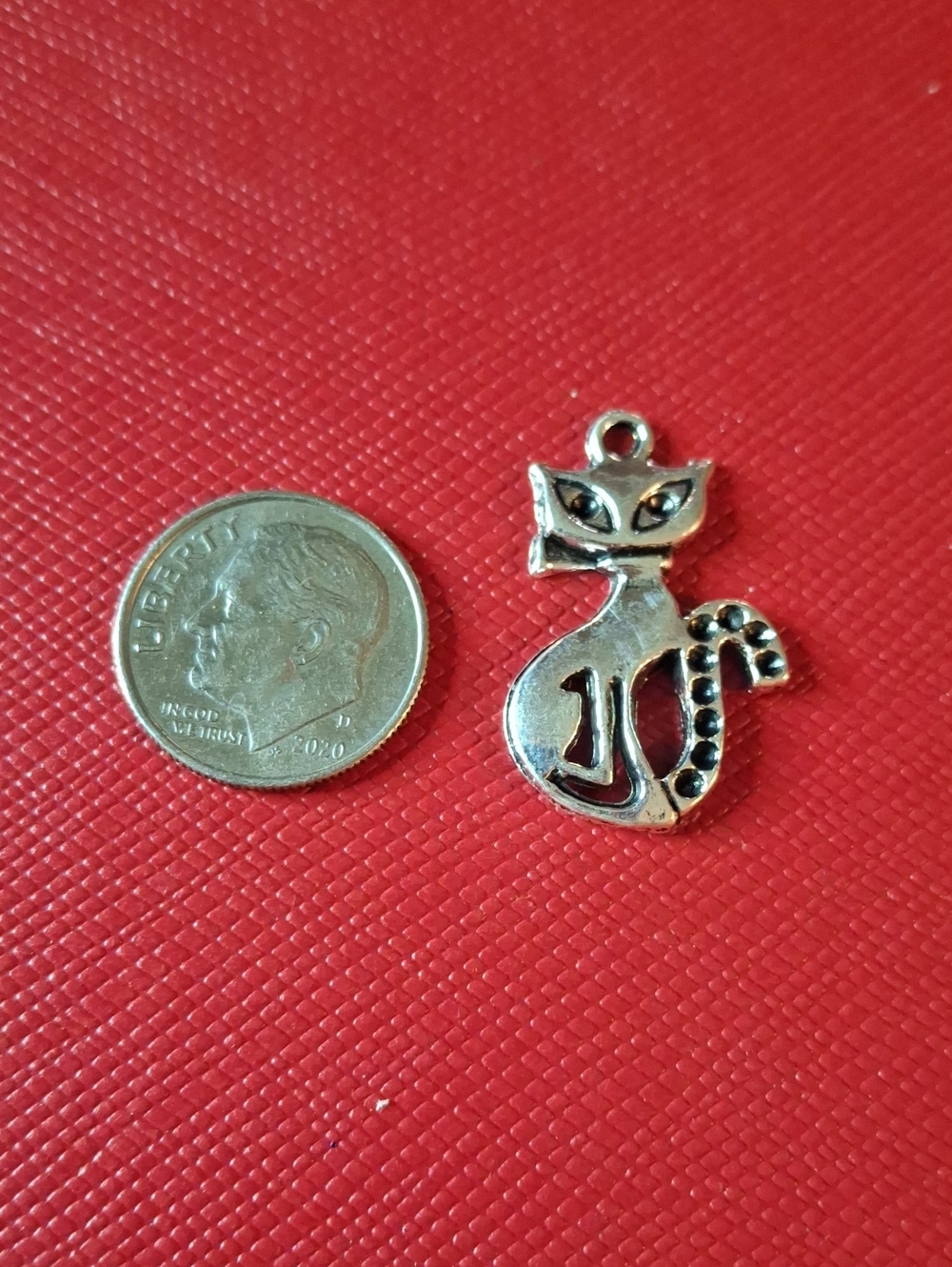 Fancy Cat Silver Tone Charm